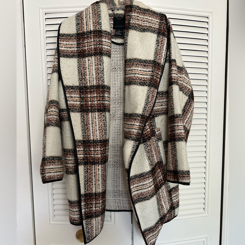 Mid Length plaid Coat